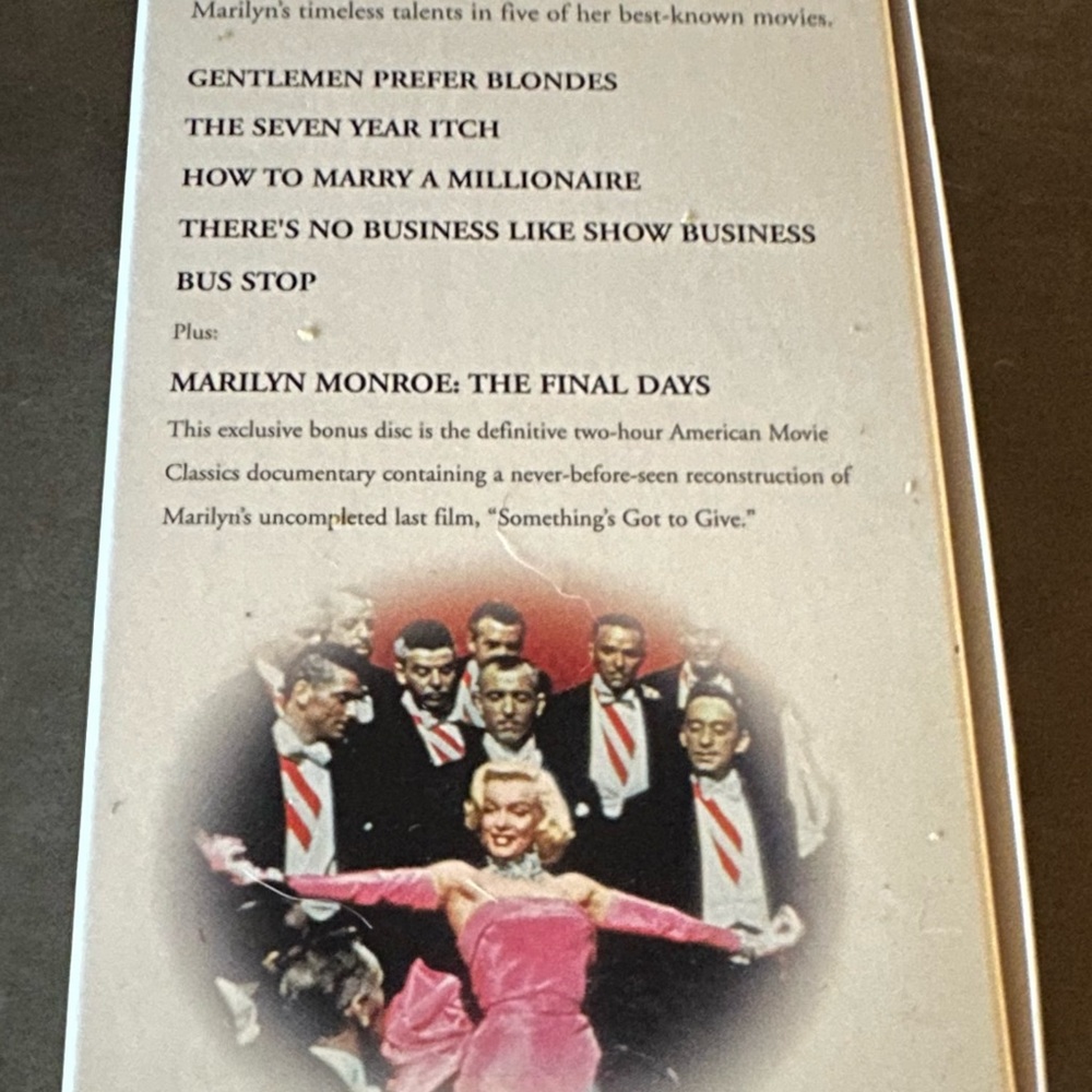 Marilyn Monroe Diamond Collection of DVD’s - Picture 2 of 4